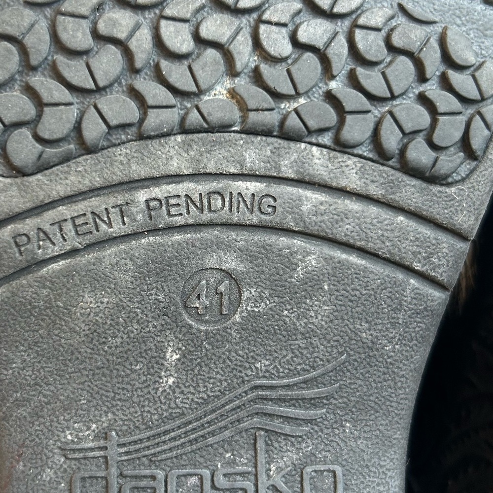 Dansko Black Floral Embossed Leather Comfort Clog Xp 2.0 Size US 9.5 EU 41 - Picture 10 of 13